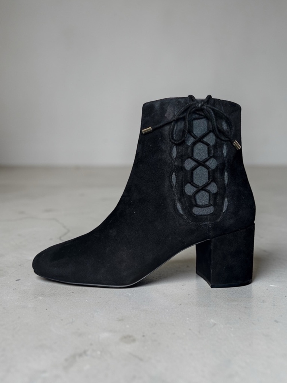 Cole Haan Black Suede Leah Bootie Lace Up Block Heel New 10